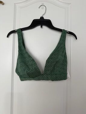 Cupshe Olive Green Textured 2 Piece swimsuit